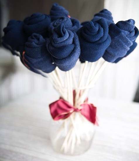 Букет из носков. Фото: личный архив Алены Водонаевой. Букет из носков. Фото: личный архив Алены Водонаевой.