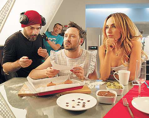 Российская комедия «Дабл трабл» — ремейк корейского суперхита «Скандалисты». Фото: материалы пресс-служб.