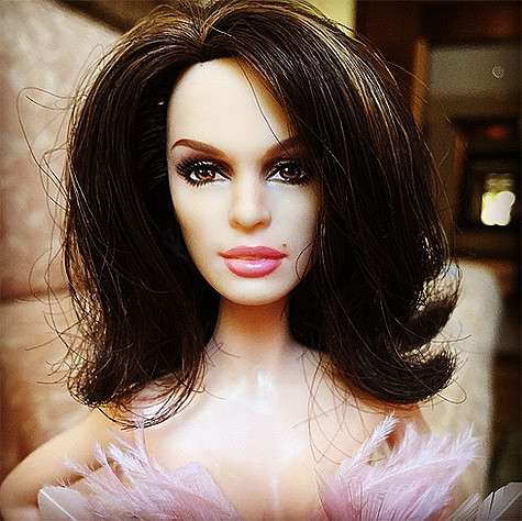 Барби, сделанная в честь Синди Кроуфорд. Фото: Instagram.com/cindycrawford.