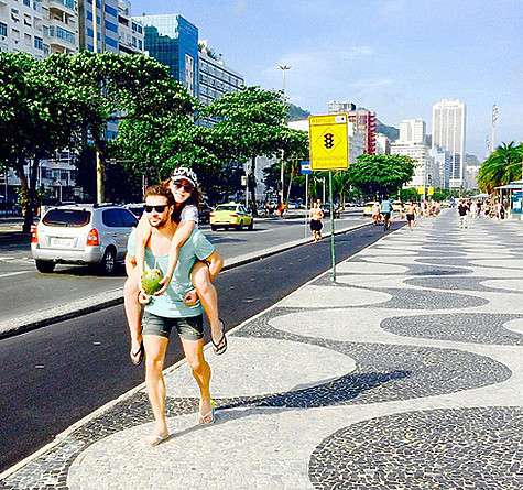 Сплетники приписали Лизе Арзамасовой роман с Максимом Колосовым. Фото: Instagram.com/liza_arzamasova.