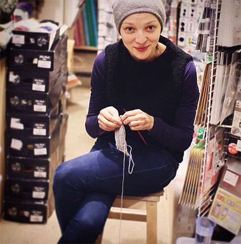 После рождения детей Екатерина Вилкова увлеклась вязанием. Фото: Instagram.com/kavilochka.
