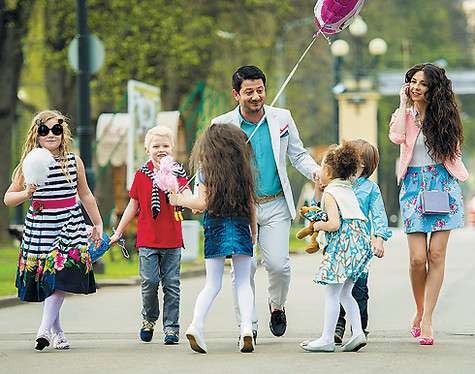 Сыграть родителей Анне и Михаилу было несложно. В этой роли они живут каждый день. Фото: материалы пресс-служб.