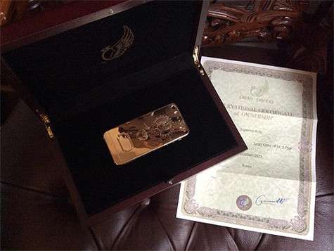 Вот так выглядит новый телефон Ивана Охлобыстина. Фото: Twitter.com/@PsykerO1477.