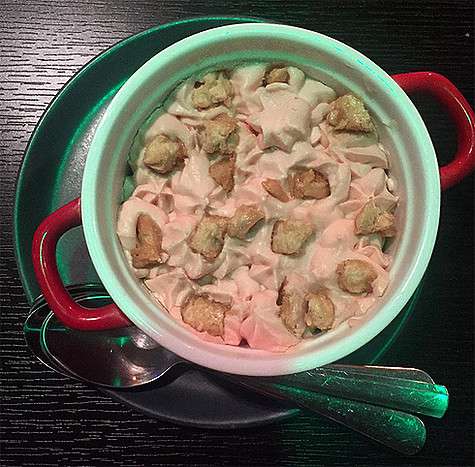 Беременная Галина Юдашкина призналась, что сейчас ее очень тянет на необычные блюда. Фото: Instagram.com/gyudashkina.