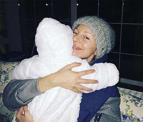 Наталья Подольская с сыном Артемом. Фото: Instagram.com/nataliapodolskaya.