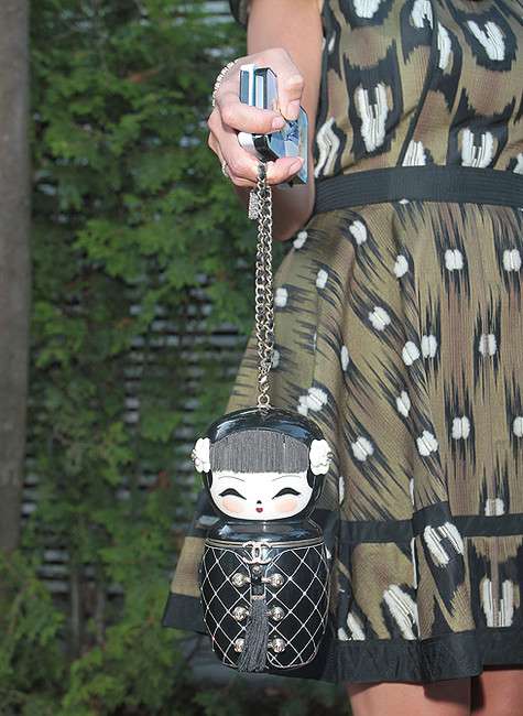 Яна Рудковская стала одной из главных модниц на конкурсе «Новая волна-2014». Фото: Лилия Шарловская. Яна Рудковская стала одной из главных модниц на конкурсе «Новая волна-2014». Фото: Лилия Шарловская.