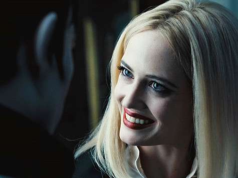 Ева Грин. Кадр из фильма "Мрачные тени". Ева Грин. Кадр из фильма Мрачные тени.