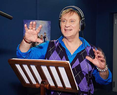 Сергей Пенкин уверен, что именно снеговик Олаф, голос которому он подарил, — настоящий герой мультфильма. Фото: материалы пресс-служб.