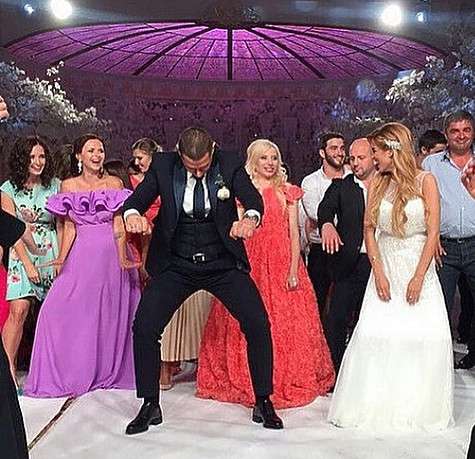Танцы новобрачных. Фото: социальные сети