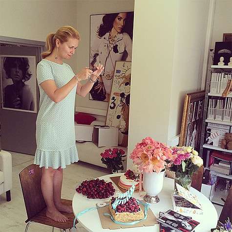 Именно это фото Натальи Шкулевой журналисты посчитали косвенным подтверждением ее беременности. Фото: Instagram.com (@natashashkuleva).