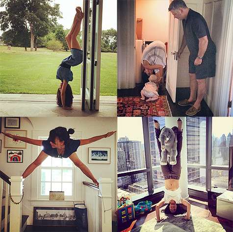 Хилария Болдуин принимает асаны в совершенно неожиданных местах. Фото: Instagram.com.