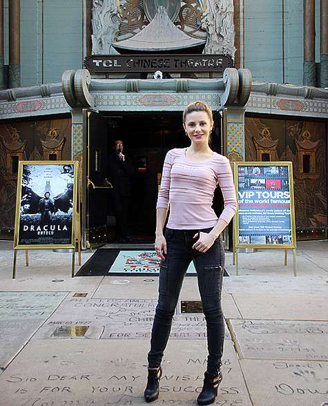 Вход в Китайский театр. Фото: материалы пресс-служб.