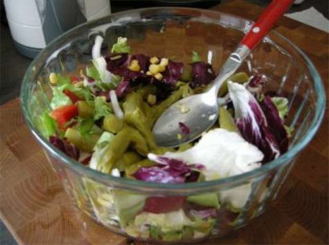 В качестве гарнира подойдет легкий салат. В качестве гарнира подойдет легкий салат.