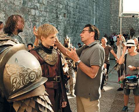 За кадром над проектом трудится огромный штат гримеров и костюмеров, работа которых была отмечена престижными премиями. Фото: материалы пресс-служб.