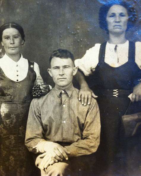 Дедушка Алексея Елистратова. Фото: личный архив. Дедушка Алексея Елистратова. Фото: личный архив.