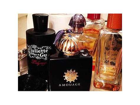 Любимые духи Виктории Дайнеко. Фото: Twitter.com.