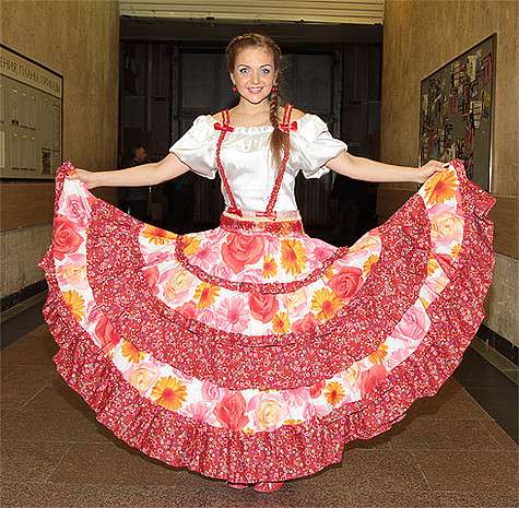 «Когда я заканчивала девятый класс, думала, что стану юристом», - признается Марина Девятова.