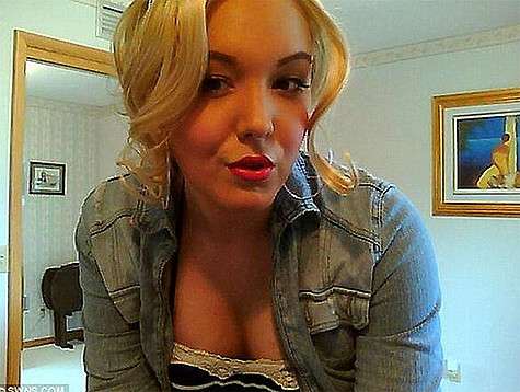 На превращение в Бритни Спирс у Кары Николь ушло несколько лет и более 100 тысяч долларов. Фото: Twitter.com. На превращение в Бритни Спирс у Кары Николь ушло несколько лет и более 100 тысяч долларов. Фото: Twitter.com.