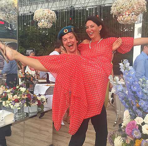 На вечеринке в стиле ВДВ все веселись от души. Фото: Instagram.com. На вечеринке в стиле ВДВ все веселись от души. Фото: Instagram.com.