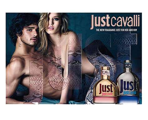Рекламное фото новых духов дизайнера, вызвавшее гнев у мусульман.