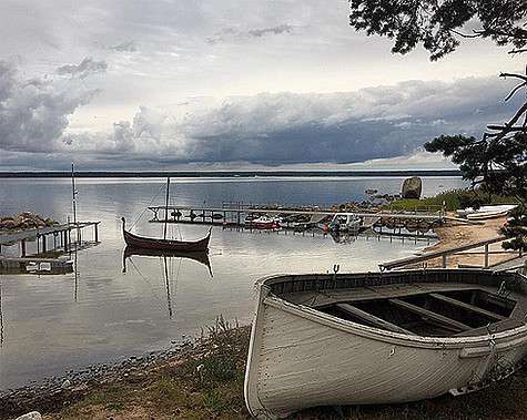 Максим Виторган опубликовал несколько снимков, сделанных в Нарва-Йыэсу. Фото: Instagram.com/mvitorgan.