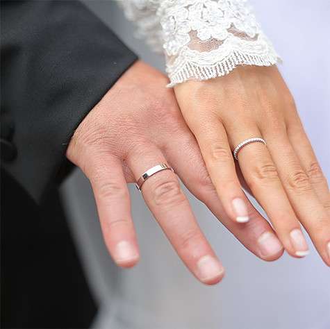 Обручальные кольца Марии Кожевниковой и ее мужа Евгения. Фото: Instagram.com/mkozhevnikova.