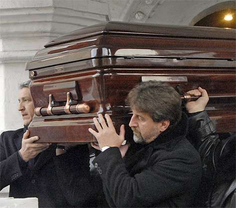 Леонид Ярмольник на похоронах Александра Абдулова. Фото: Михаил Ковалев.