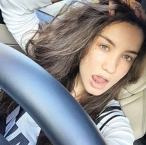 Глаза Виктории Дайнеко меняют цвет от серого до зеленого. По словам певицы, зелеными ее глаза бывают, только когда она счастлива. Фото: Instagram.com/victoriadaineko.