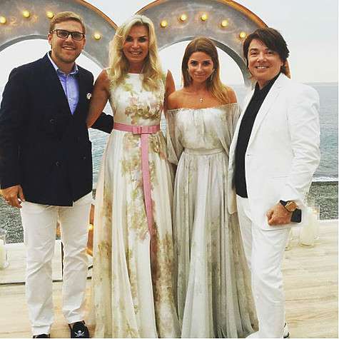 Семейство Юдашкиных в полном составе. Фото: социальные сети