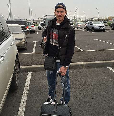 Лера Кудрявцева очень скучает по своему мужу, хоккеисту Игрю Макарову. Фото: Instagram.com/Leratv.