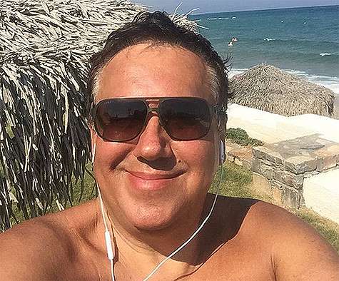 Станислав Садальский пролил свет на взаимоотношения сына своей подруги Татьяны Васильевой и ее невестки. Фото: Instagram.com/stassadal.