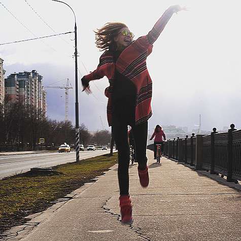 Надежда Сысоева хорошо танцует и постоянно демонстрирует это. Фото: социальные сети Надежда Сысоева хорошо танцует и постоянно демонстрирует это. Фото: социальные сети