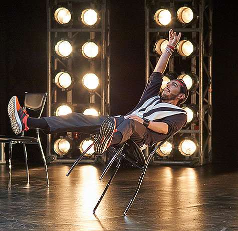 Во время одного из дублей Родригез неудачно упал и повредил спину. Фото: материалы пресс-служб.