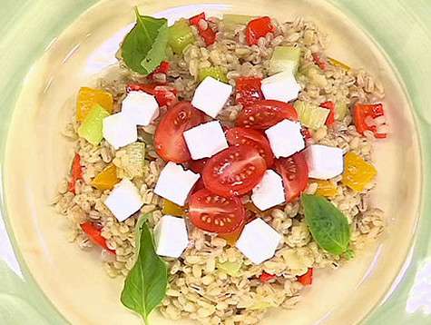 Перловая каша с овощами и сыром «Фетаки». Фото: материалы пресс-служб.