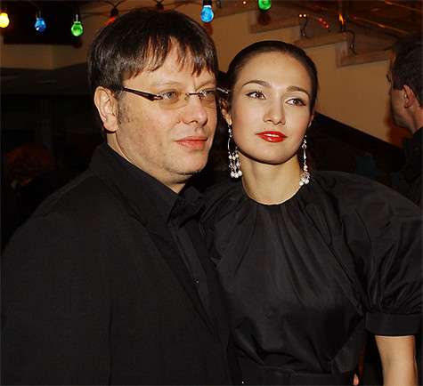 «Муж для меня все: гениальный режиссер, замечательный человек. И когда я думаю, что вот сейчас что-то делаю не так… ужас!»