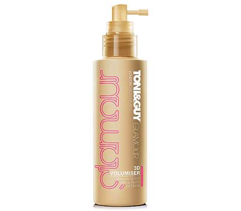 Спрей для волос TONI&GUY Hair Meet Wardrobe 3D объем и блеск. Фото: материалы пресс-служб. Спрей для волос TONI&GUY Hair Meet Wardrobe 3D объем и блеск. Фото: материалы пресс-служб.