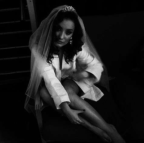 Виктория Дайнеко примерила свадебную фату. Фото: Instagram.com/victoriadaineko.