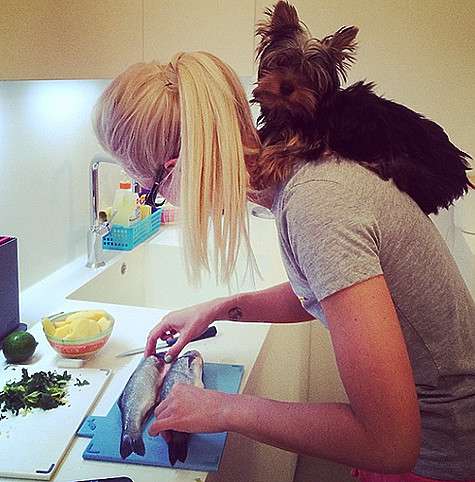 Ольга Бузова научилась готовить после замужества. Фото: Instagram.com.