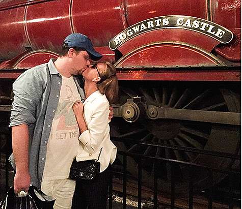 Говорят, Гарик давно намекает Кристине, что хочет второго ребенка. Но Асмус попросила хотя бы год поработать. Фото: Instagram.com/asmuskristina.