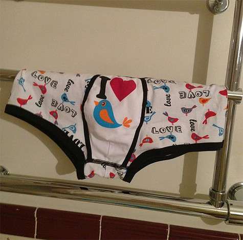 Трусы Николая Баскова. Фото: Twitter.com.