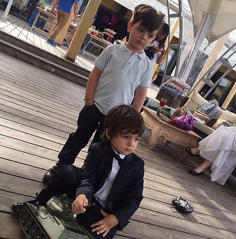 Мартин Киркоров и Саша Стоцкий оказались очень похожи. Фото: Instagram.com.