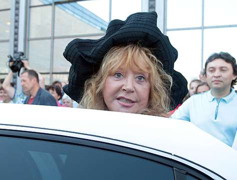 Алле Пугачевой не смогли испортить настроение ни запреты латвийского МИДа, ни необходимость искать замену любимому гостиничному номеру. Фото: Лилия Шарловская.