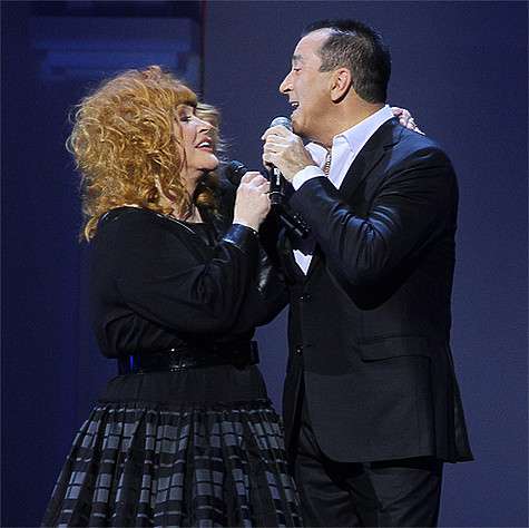 С Примадонной Александр знаком еще со времен «Веселых ребят». Признавался, что был даже влюблен в Аллу.