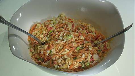 Салат из крабовых палочек. Фото: материалы пресс-служб