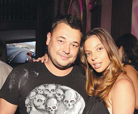 Сергей Жуков с женой. Фото: Лилия Шарловская.