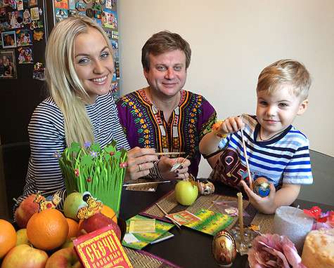 Анна Городжая с мужем и сыном. Фото: личный архив.