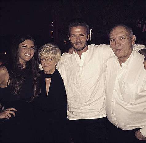 «Мне есть много за что поблагодарить этих людей. Не мог бы многого осуществить без них», - подписал Бекхэм этот снимок. Фото: Instagram.com/davidbeckham.