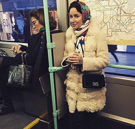 Читателям странички Тины Канделаки очень не понравился ее внешний вид, в котором она поехала устраиваться на работу. Фото: Instagram.com/tina_kandelaki.