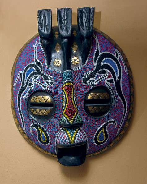 Эффектный экспонат из Кении, с которого началась коллекция телеведущей. Фото: Сергей Козловский.