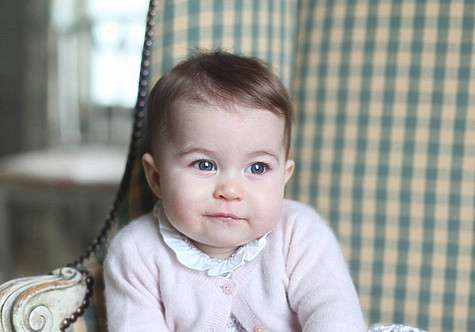 Вчера Кейт и ее муж принц Уильям опубликовали снимки на официальных страницах королевской семьи в соцсетях. Фото: instagram.com Вчера Кейт и ее муж принц Уильям опубликовали снимки на официальных страницах королевской семьи в соцсетях. Фото: instagram.com